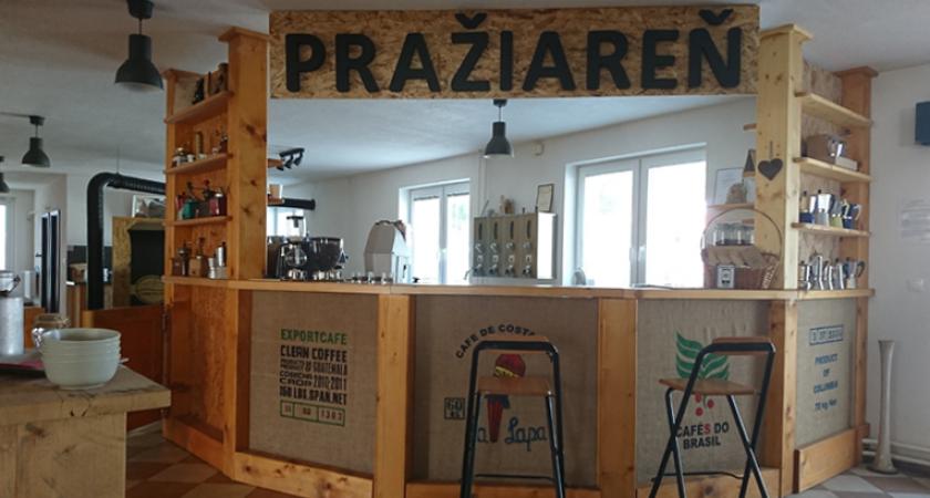 Pražiareň coffee factory